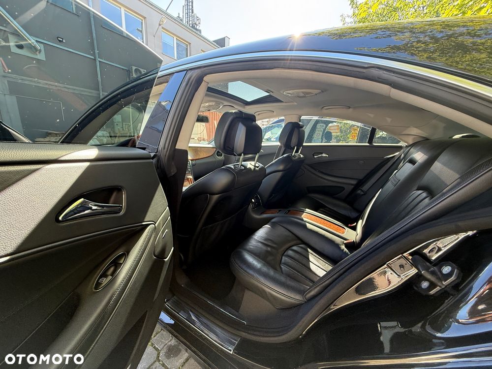 Mercedes-Benz CLS 350 - 9