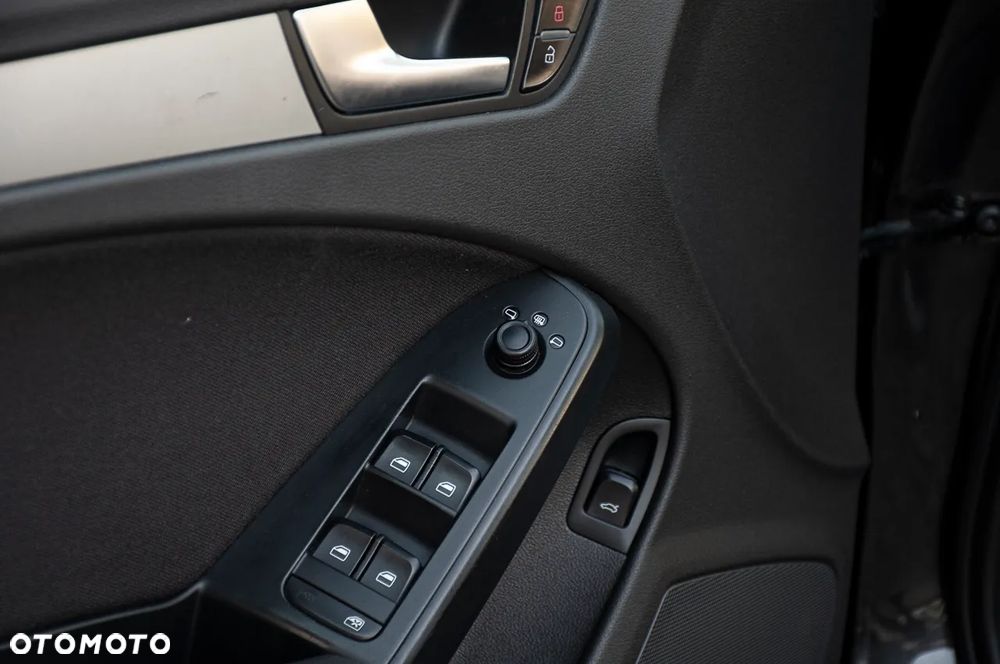 Audi A4 Limousine 2.0 TDI DPF Ambiente - 37