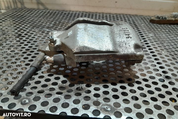 Etrier fata dreapta Volkswagen VW Passat B6 [2005 - 2010] Sedan 4-usi - 3