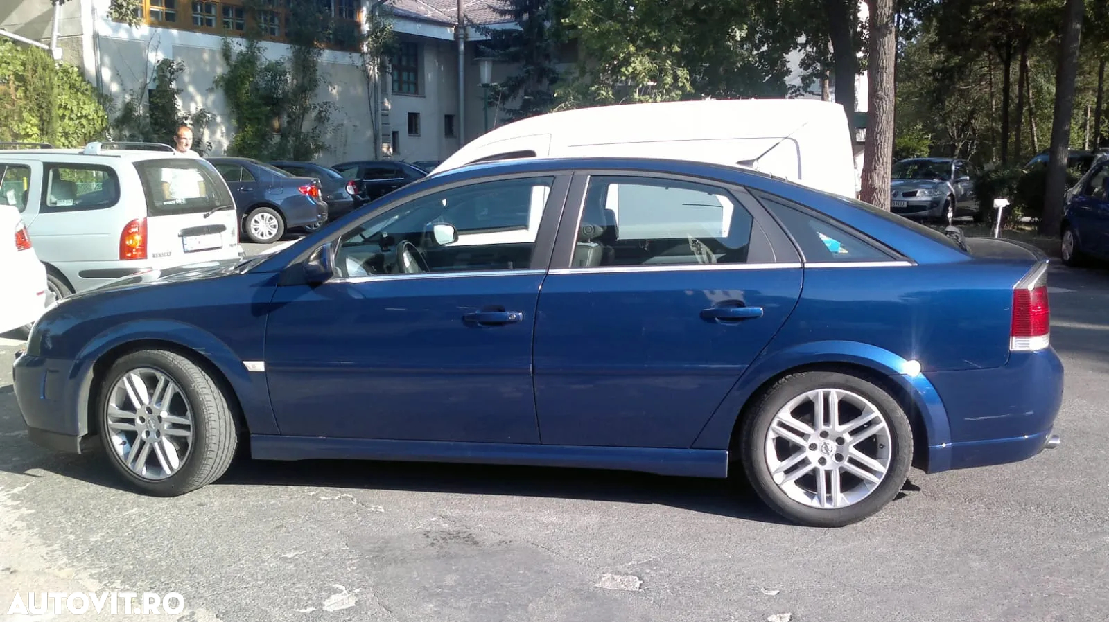 Opel Vectra 1.9 CDTI DPF Business Sport - 4