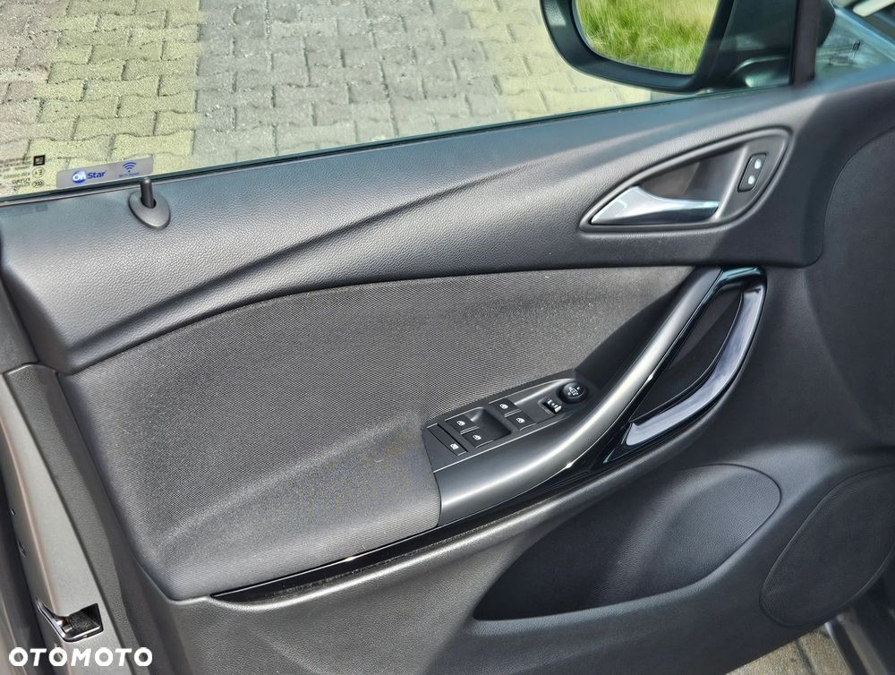 Opel Astra 1.4 T Dynamic - 10