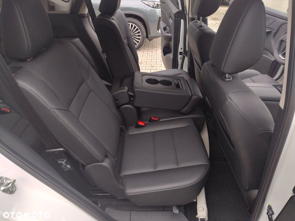Nissan X-Trail - 19