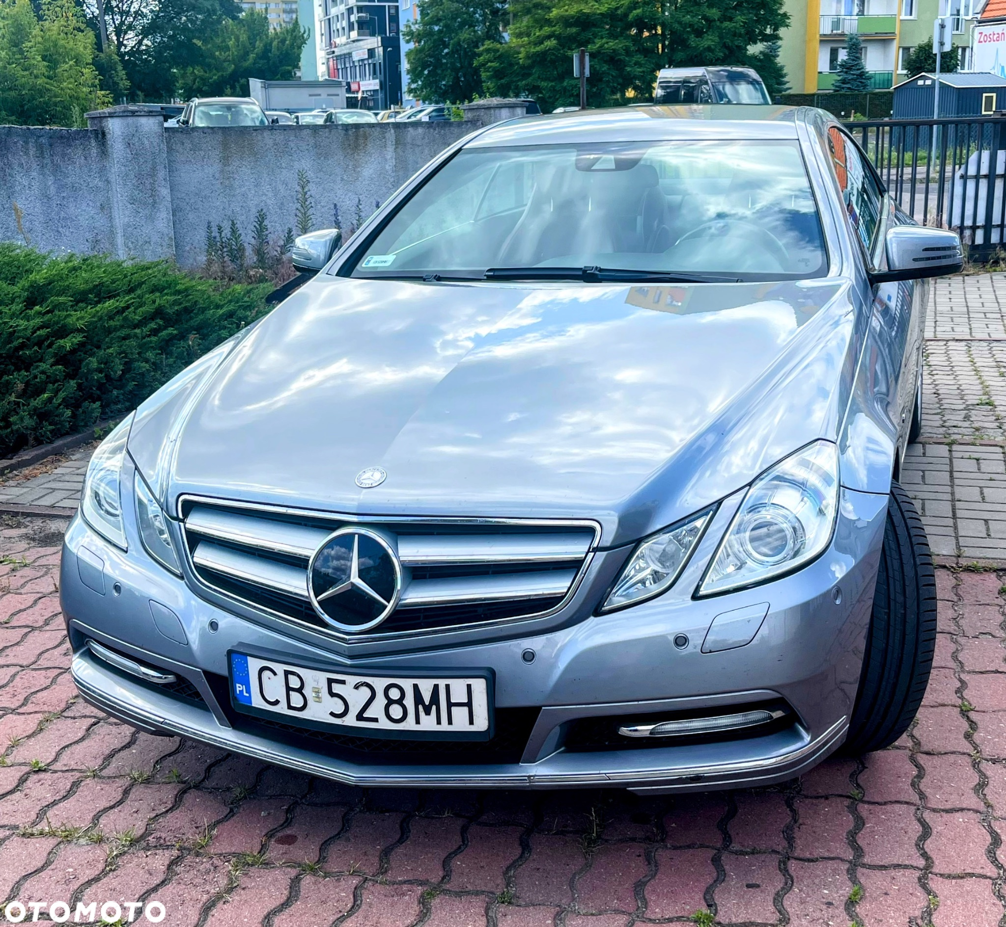 Mercedes-Benz Klasa E 250 CGI BlueEffICIENCY - 3