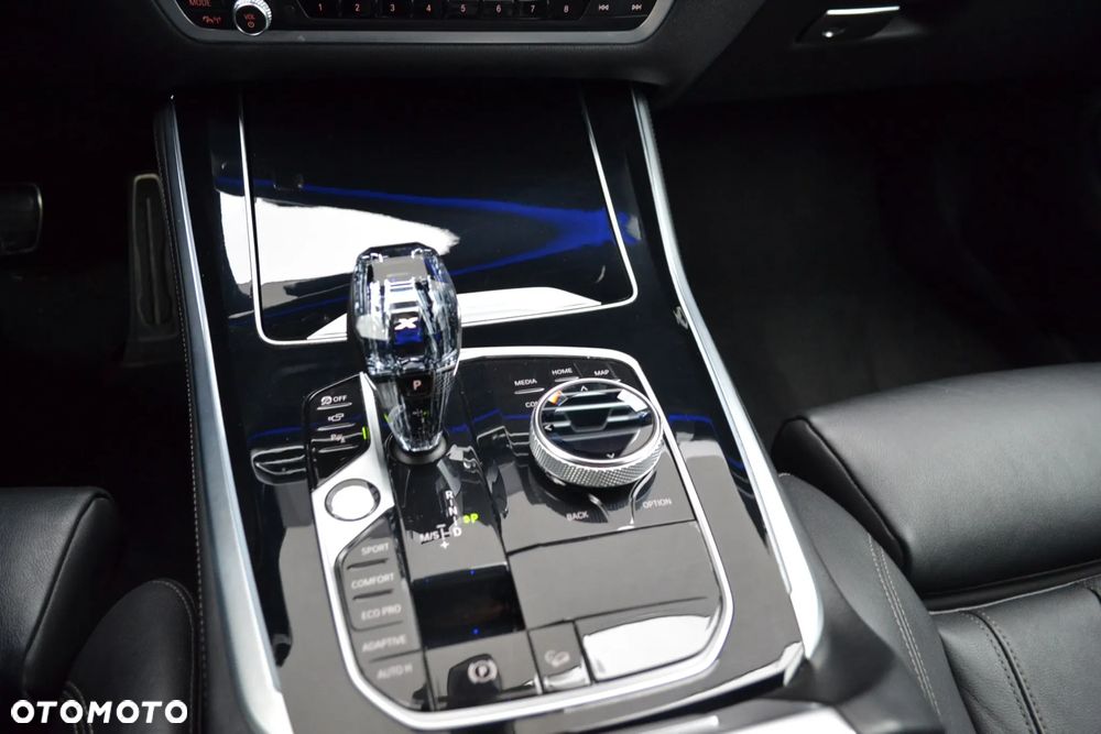 BMW X5 xDrive30d - 16