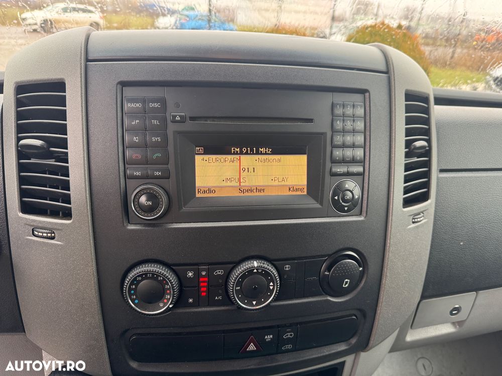 Mercedes-Benz Sprinter (BlueTec) 906.211 - 7