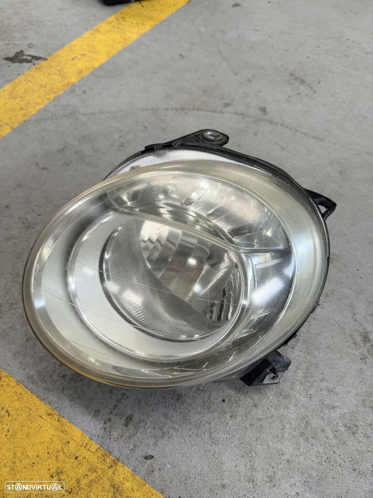 Optica esquerda FIAT 500 - 1