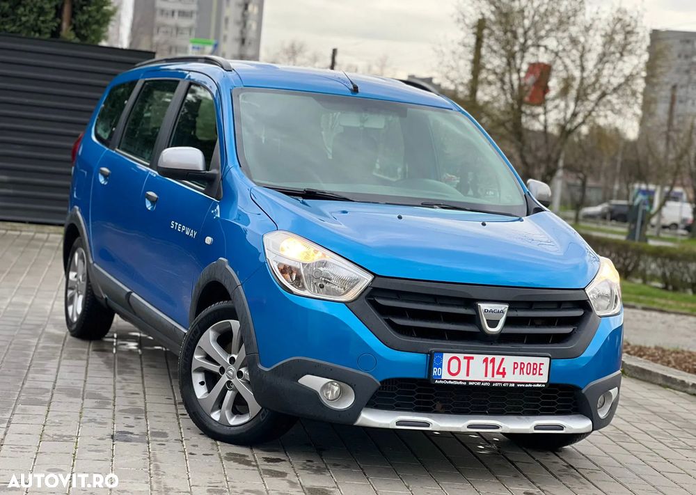 Dacia Lodgy 1.5 dCi Stepway - 11