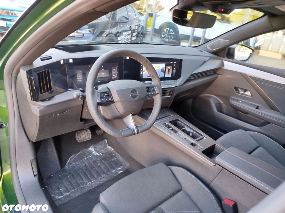 Opel Astra - 11
