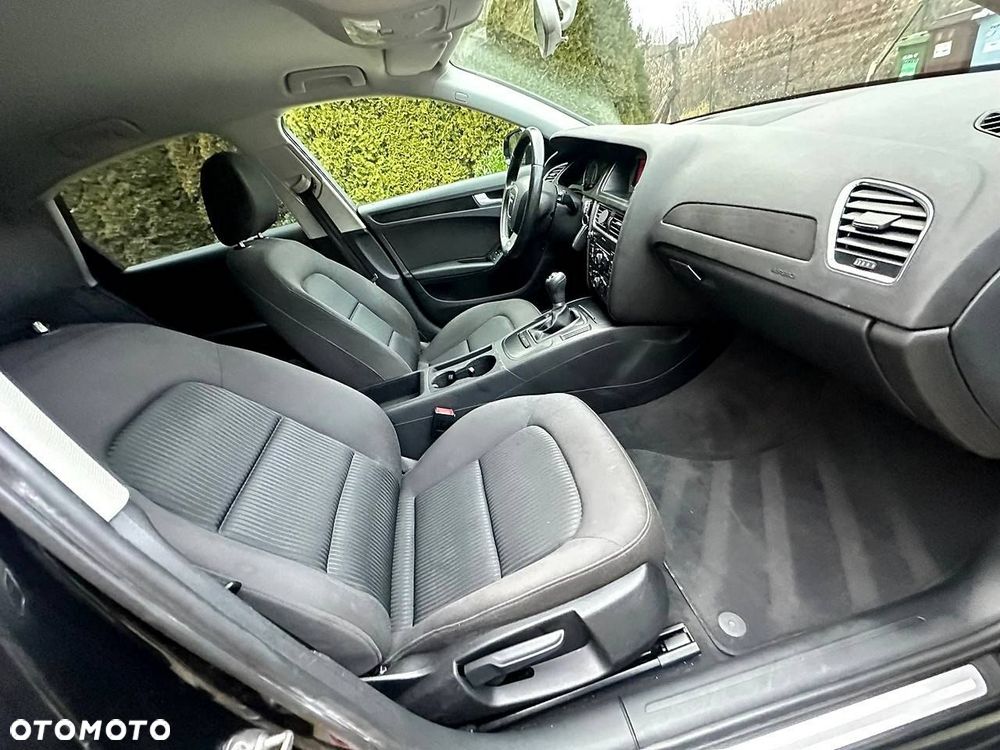 Audi A4 Limousine - 9