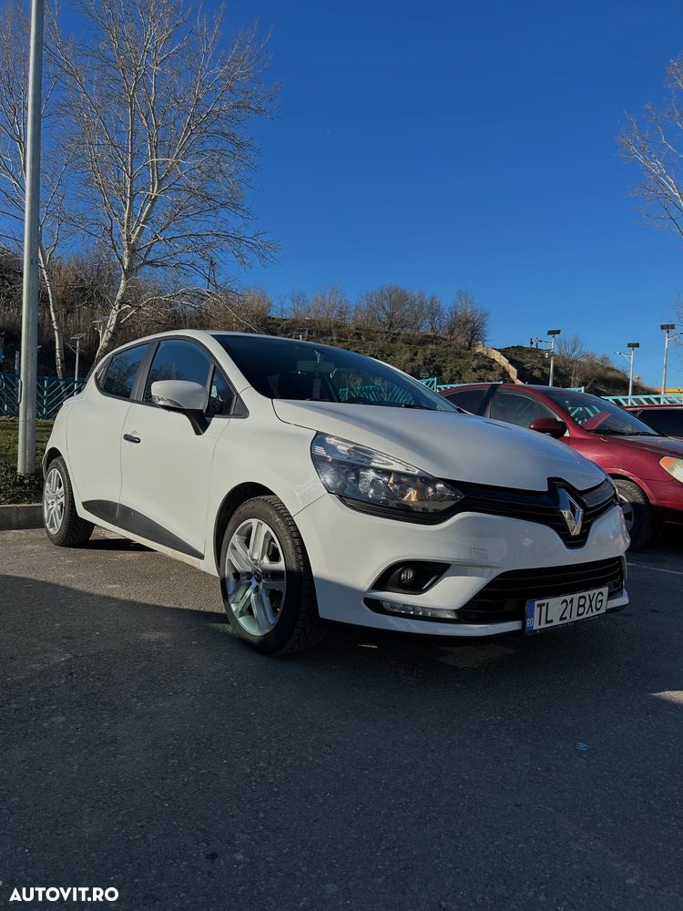 Renault Clio - 2