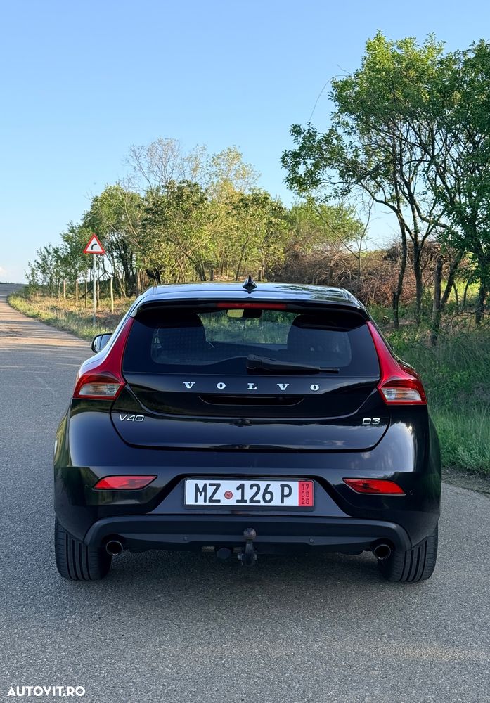 Volvo V40 D3 Geartronic Summum - 5