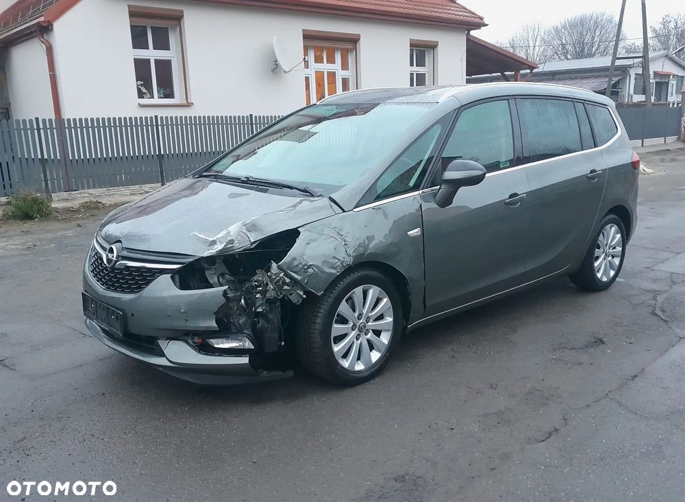 Opel Zafira 1.4 T Cosmo - 4