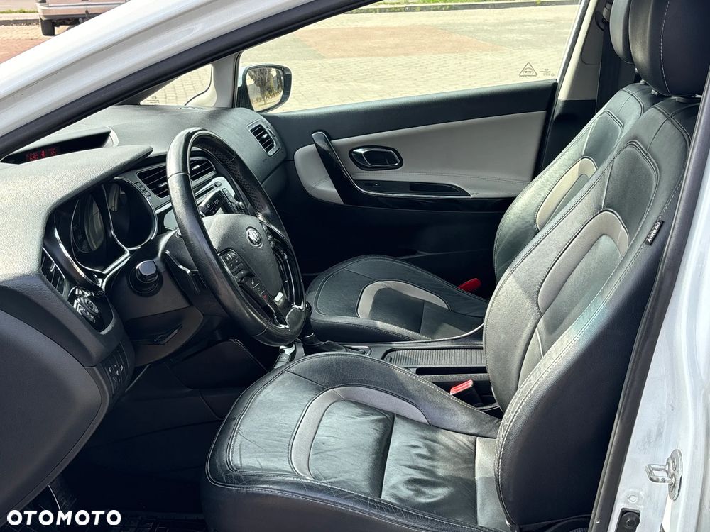 Kia Ceed 1.6 GDI DCT Platinum Edition - 19