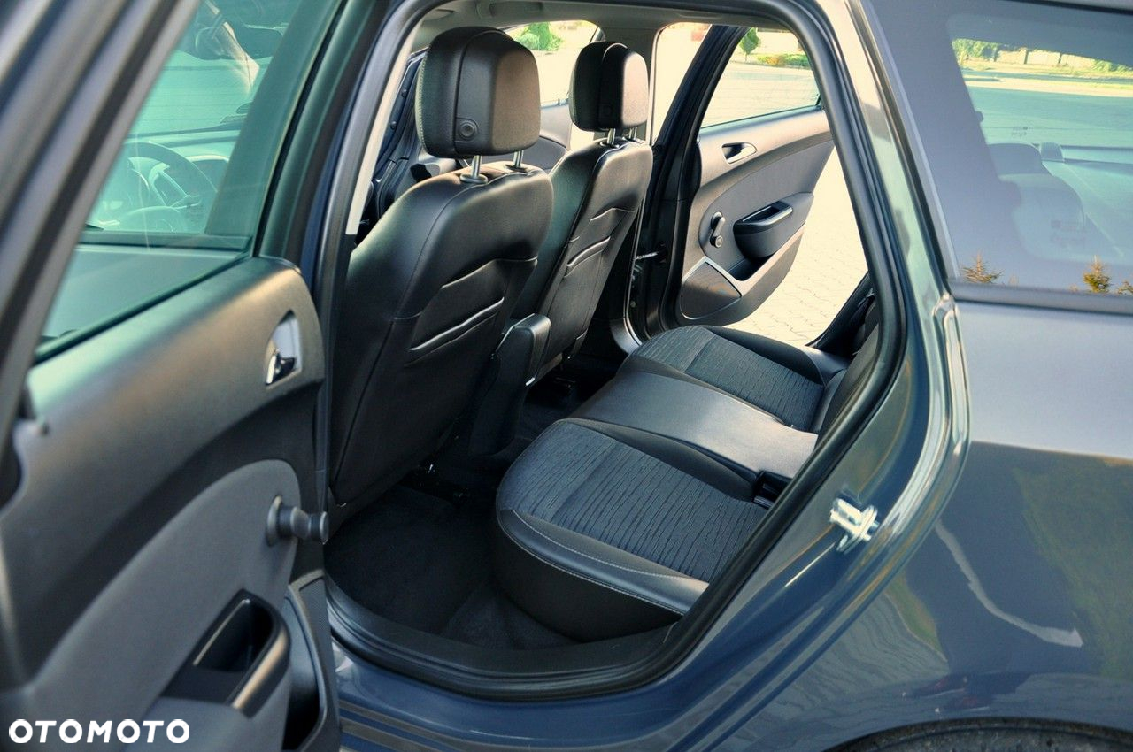 Opel Astra - 20