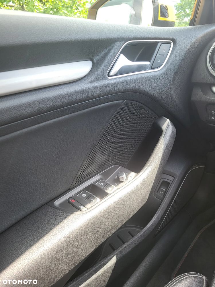 Audi S3 S tronic - 15