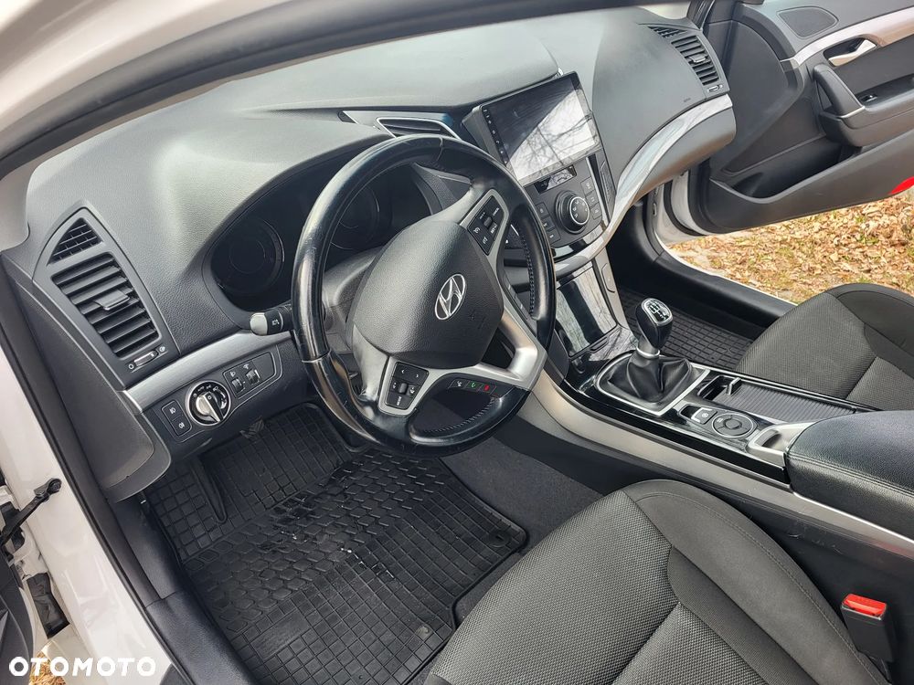 Hyundai i40 i40cw 1.6 Fifa World Cup Edition - 6