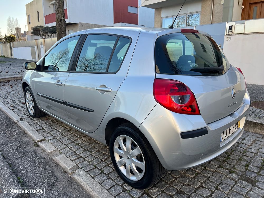 Renault Clio 1.2 16V Dynamique - 4