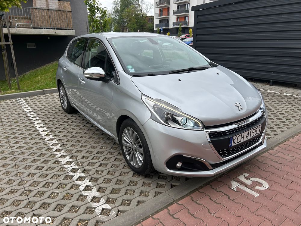 Peugeot 208 1.2 VTi Allure - 2