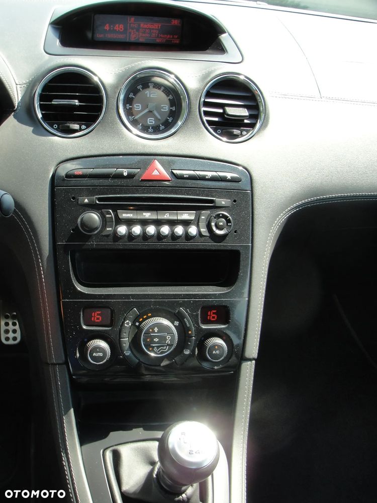 Peugeot RCZ 2.0 HDi - 11