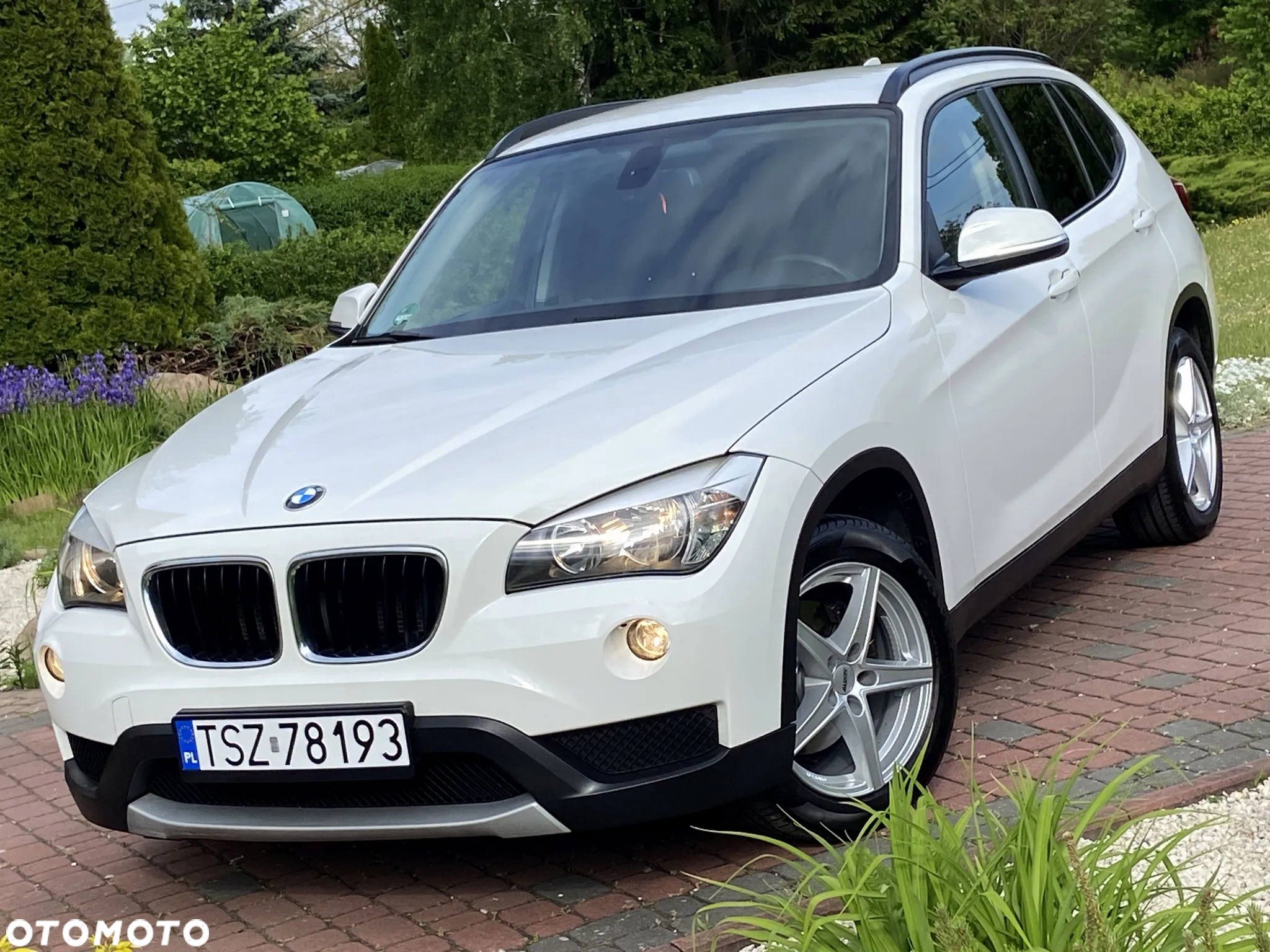 BMW X1 xDrive18d - 11