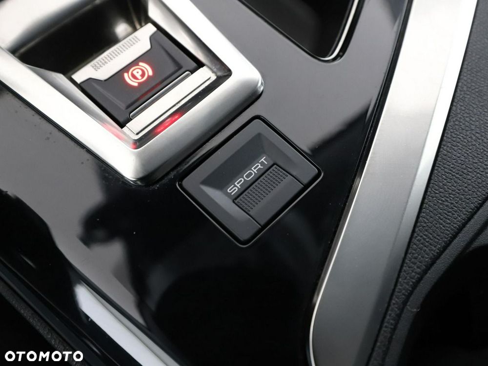 Peugeot 3008 PureTech 130 Stop & Start GPF EAT8 GT - 31