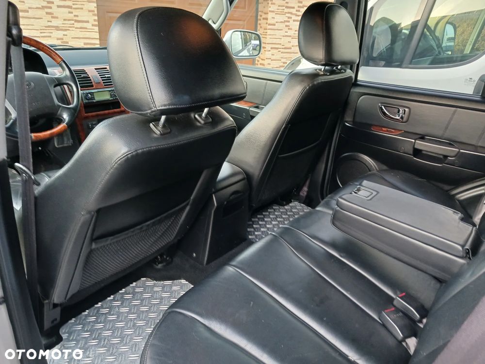 Hyundai Terracan - 11