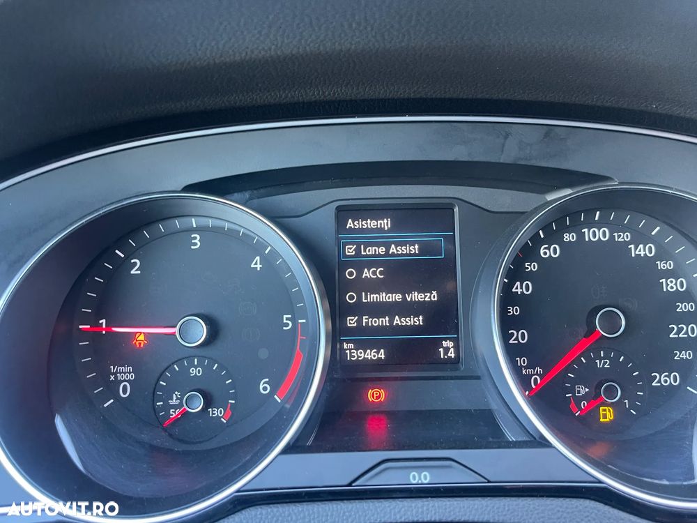Volkswagen Passat 2.0 TDI DSG Comfortline - 19