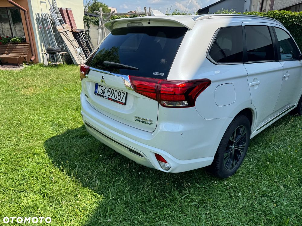 Mitsubishi Outlander - 7