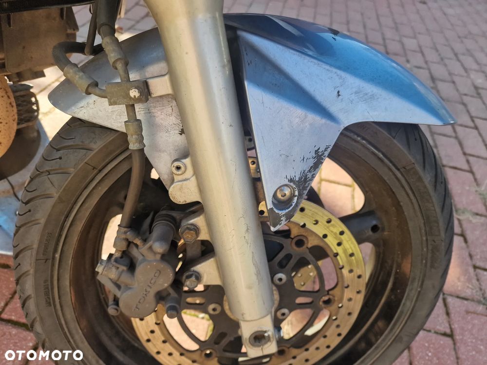 Suzuki SV - 11