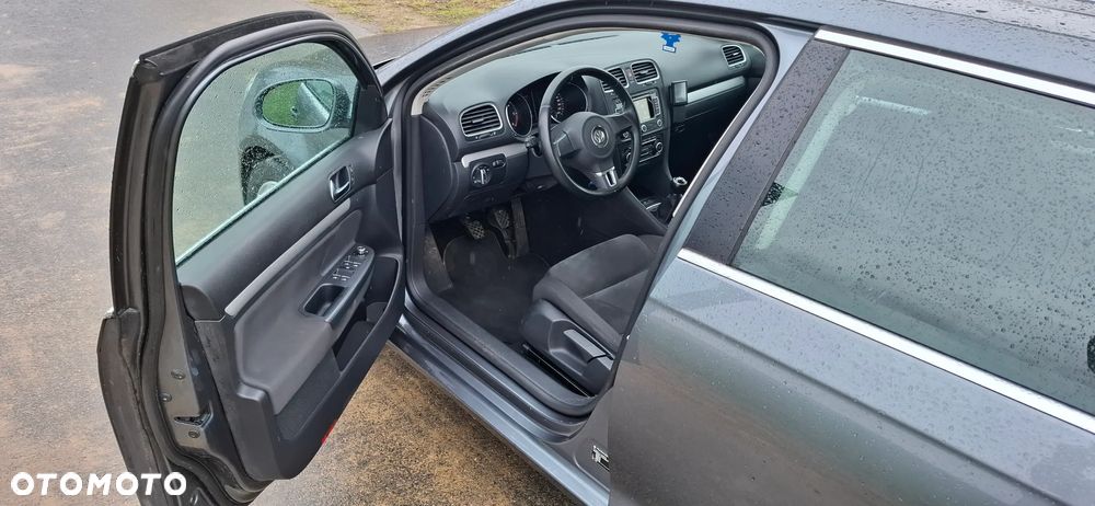 Volkswagen Golf - 17