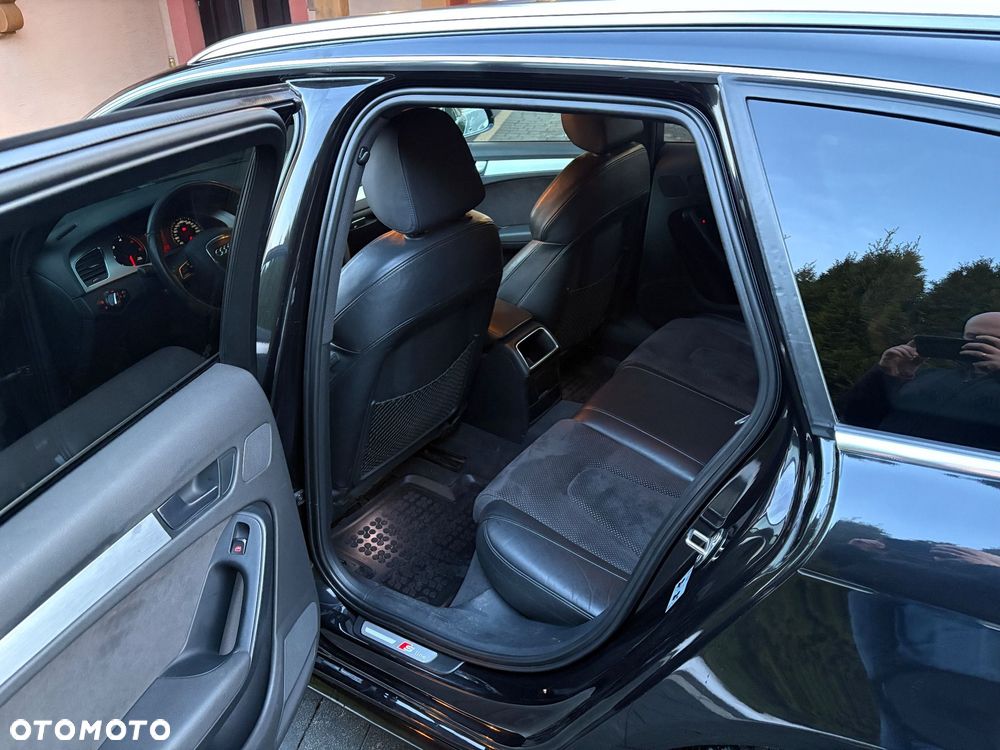 Audi A4 Avant 2.0 TDI Quattro - 6