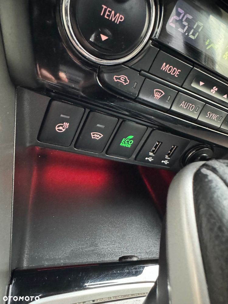 Mitsubishi Eclipse Cross 1.5 T-MIVEC ClearTec CVT 2WD Diamant Edition Plus - 31