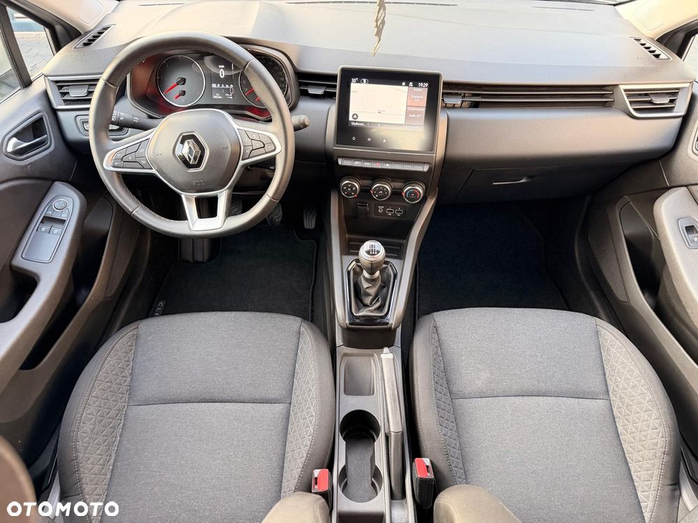 Renault Clio - 16