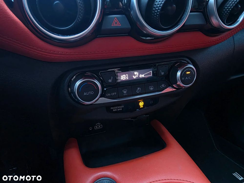 Nissan Juke 1.0 DIG-T Tekna DCT - 16