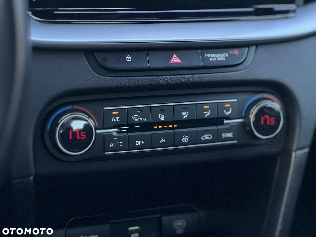 Kia Ceed 1.5 T-GDI M DCT - 33