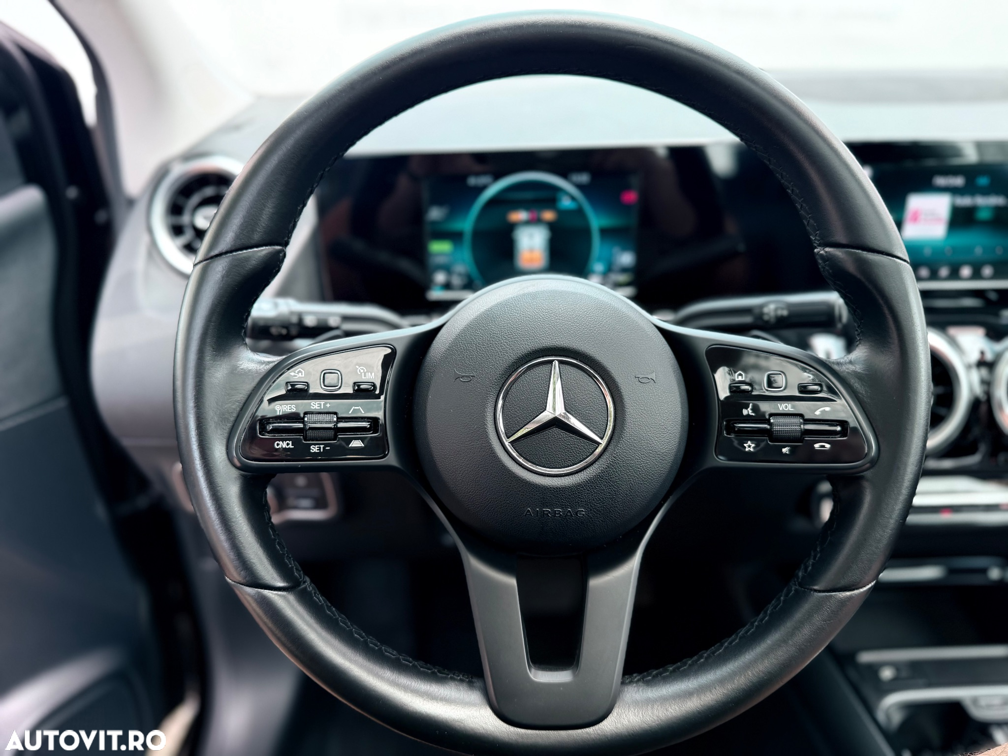 Mercedes-Benz B 250 e Plug-In-Hybrid - 23