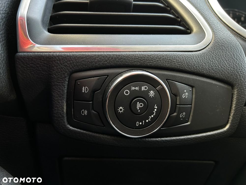 Ford Galaxy 2.0 TDCi Titanium - 25
