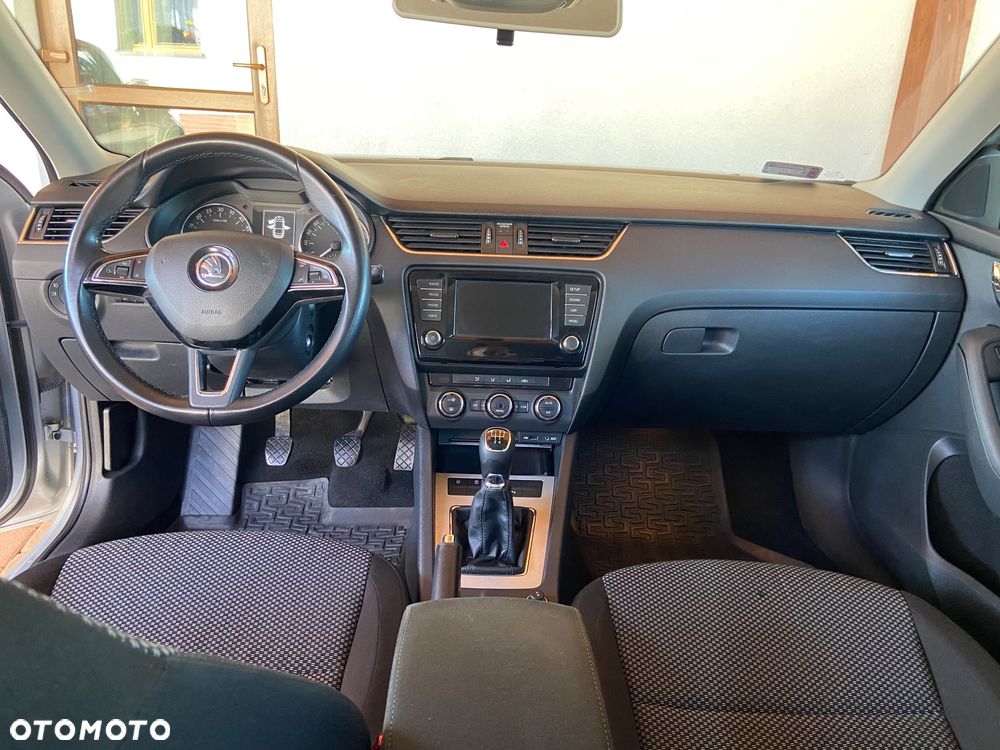 Skoda Octavia 1.6 TDI Ambition - 24