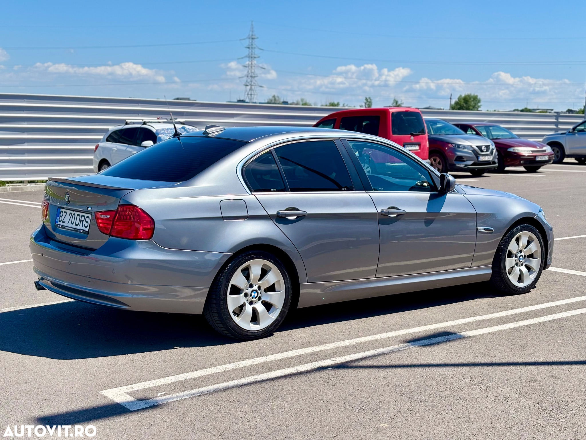 BMW Seria 3 318d - 3