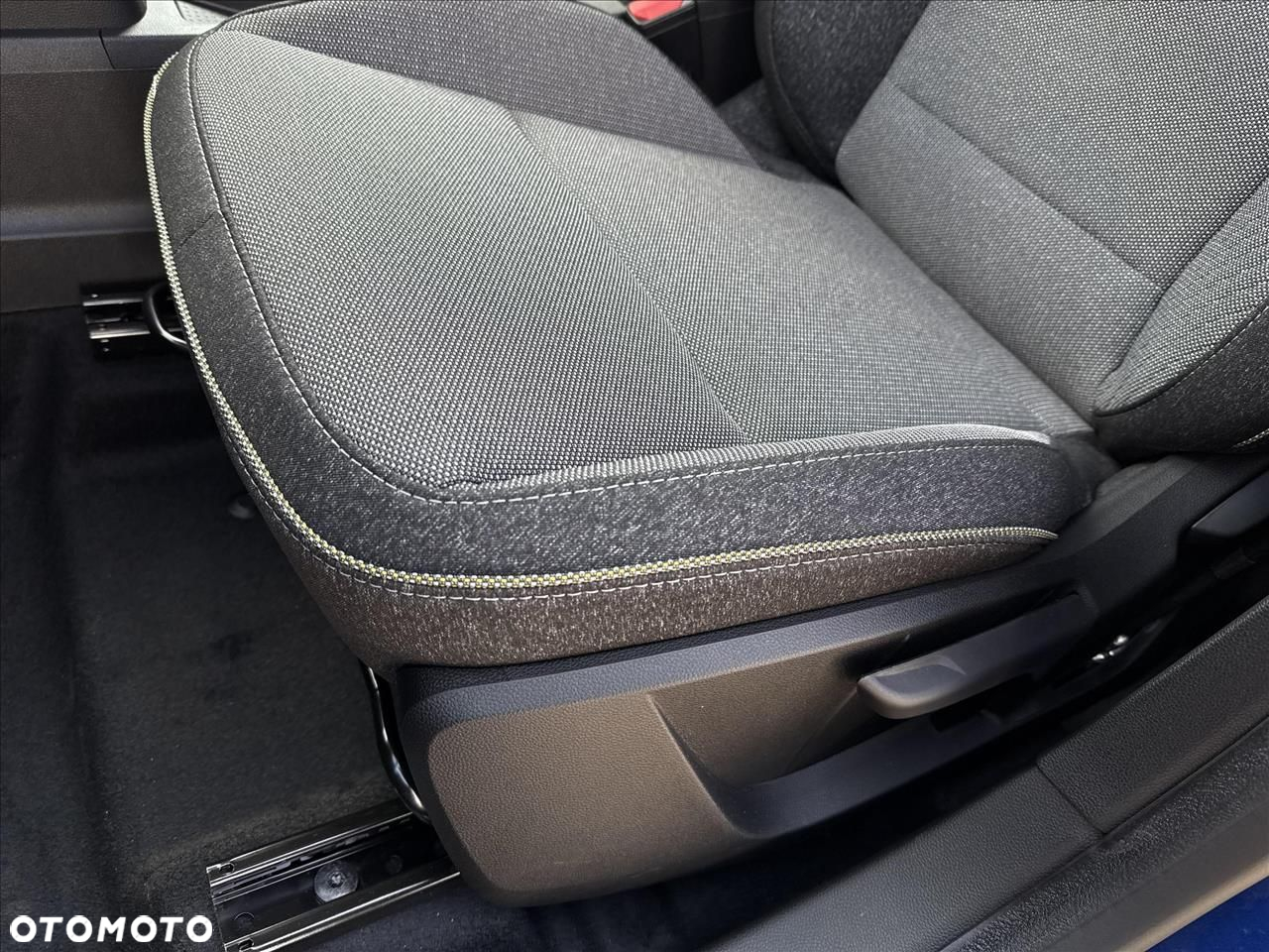 Renault Captur - 12
