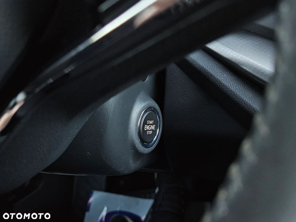 Skoda Octavia 2.0 TDI SCR Ambition DSG - 19