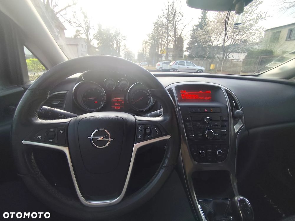Opel Astra 1.4 T Cosmo S&S - 34