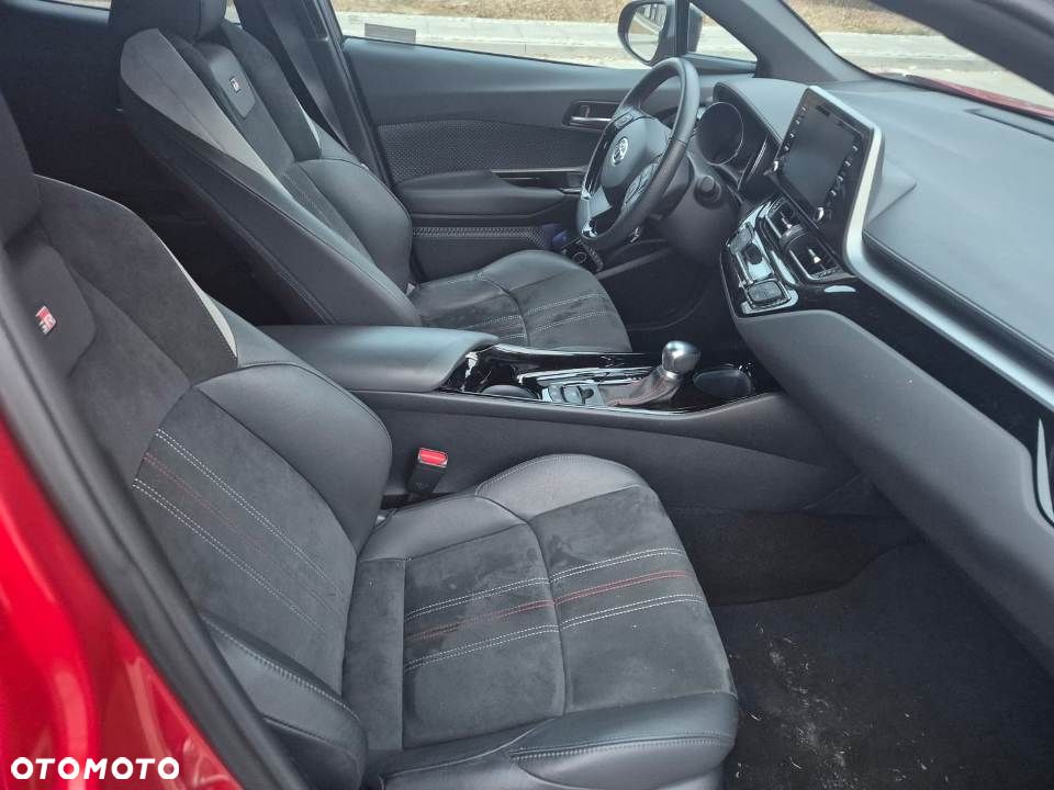 Toyota C-HR 2.0 Hybrid GR Sport - 18