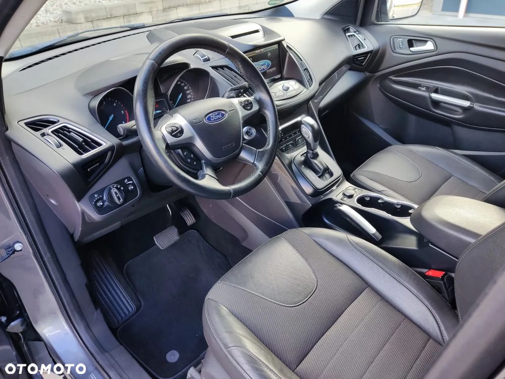 Ford Kuga 2.0 TDCi AWD Titanium - 8