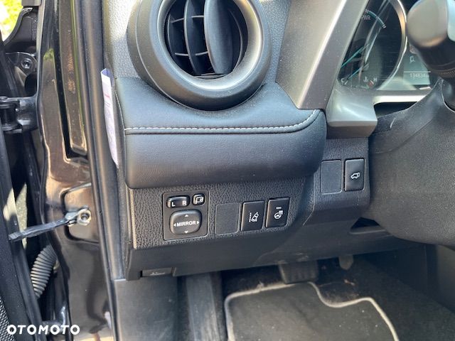 Toyota RAV4 Hybrid Platinum 4x4 - 14