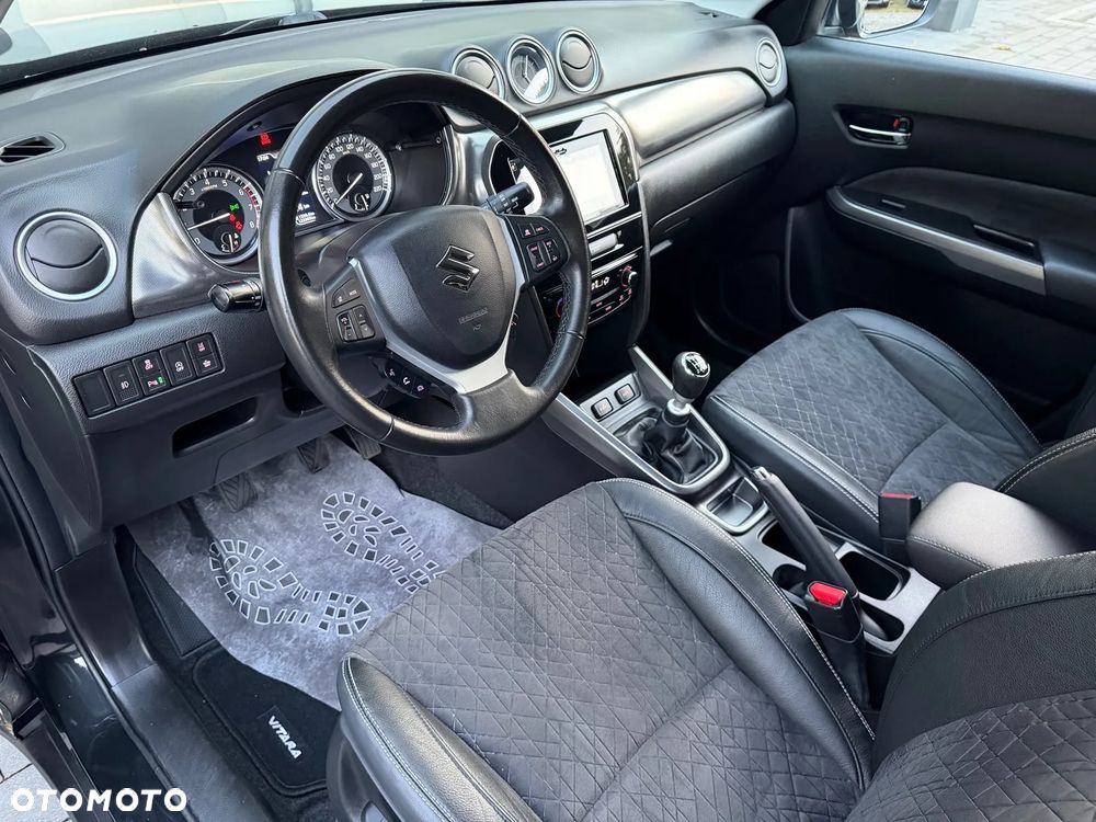 Suzuki Vitara 1.4 Boosterjet Premium 2WD - 26