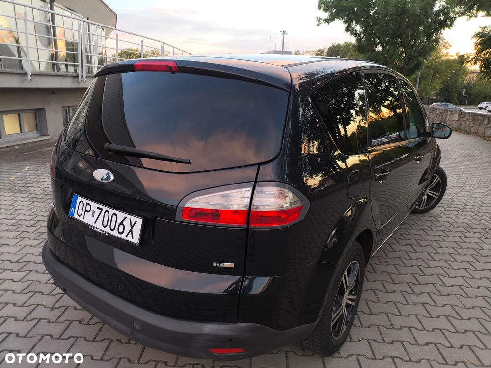 Ford S-Max 2.0 TDCi DPF Titanium - 11