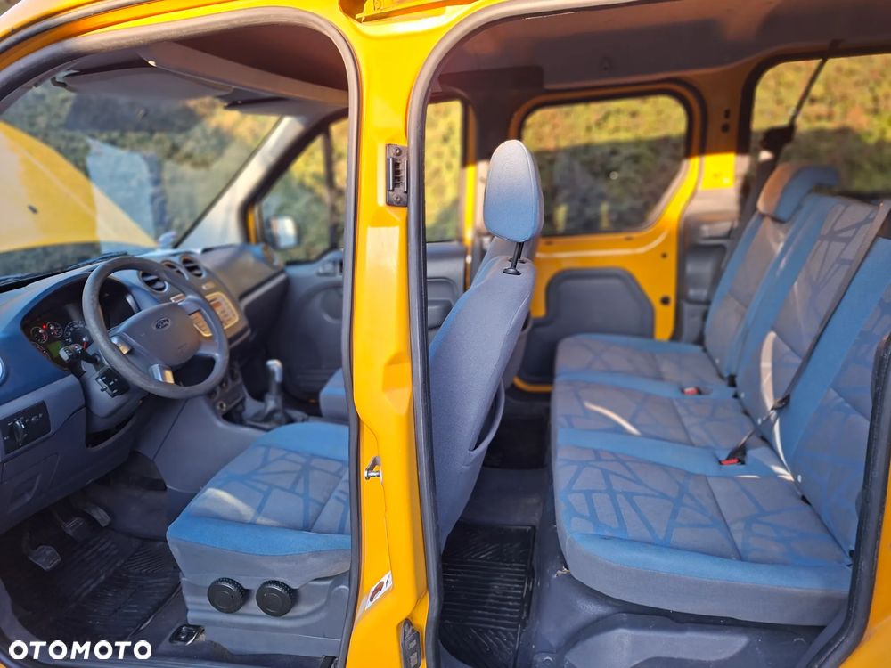 Ford Tourneo Connect - 8