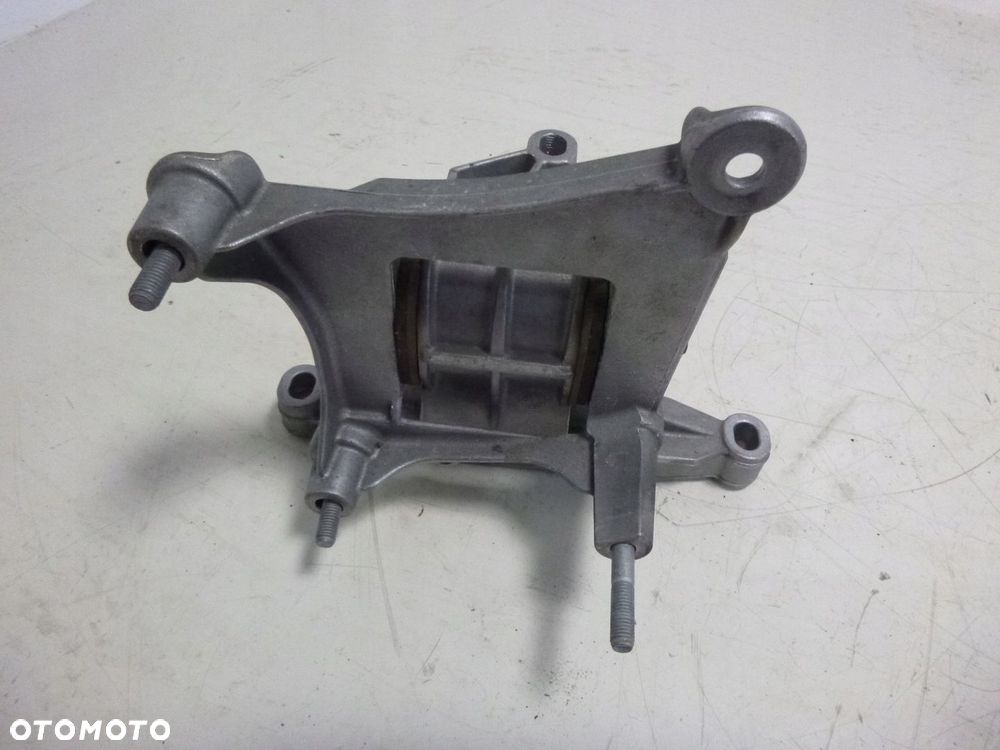 PORSCHE 981 CAYMAN PODPORA SILNIKA 9A137501107 - 7