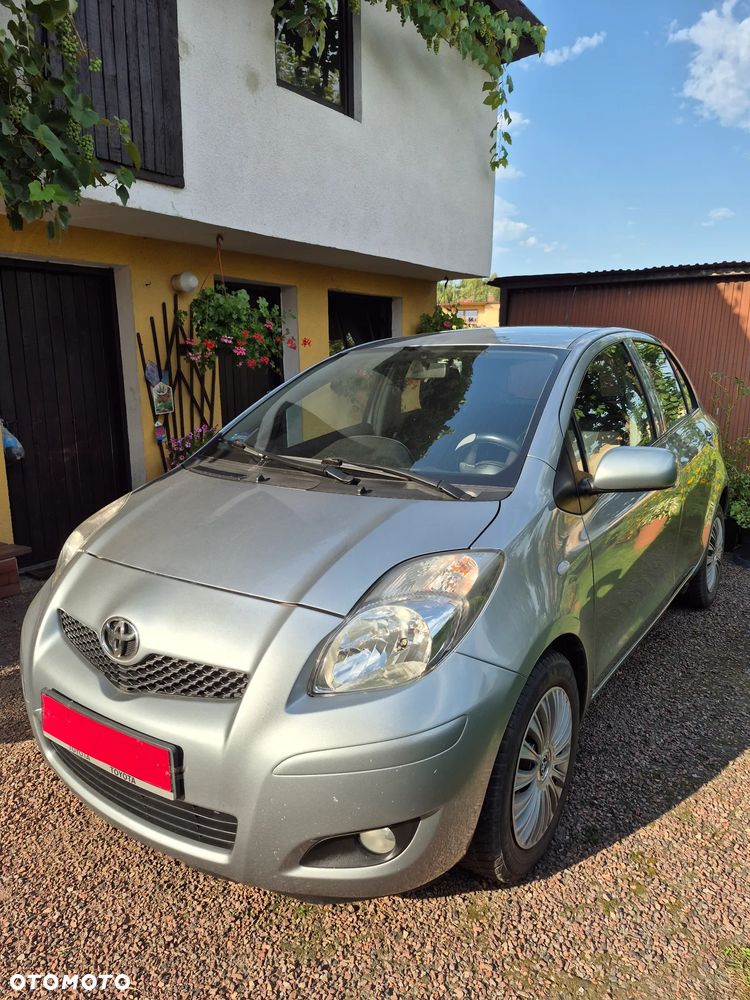 Toyota Yaris 1.4 D-4D Premium - 1